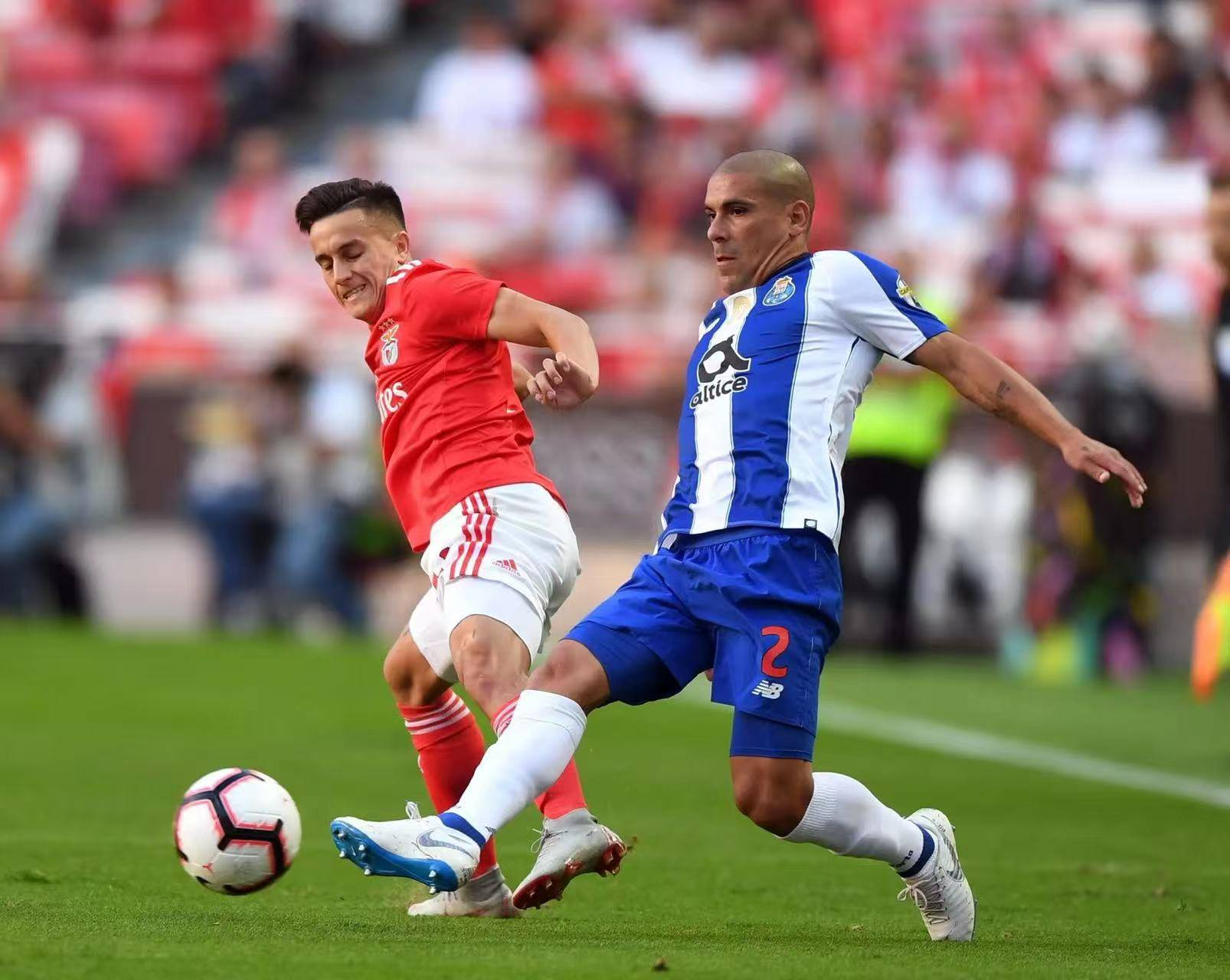 葡超赛程吃紧；广州队今晚造点机会；话题不断；阵容厚度经受考验的简单介绍