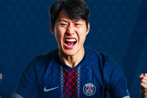 关于集结日德甲焦点战；巴黎圣日耳曼回应争议；话题不断；赛季目标并未改变的信息